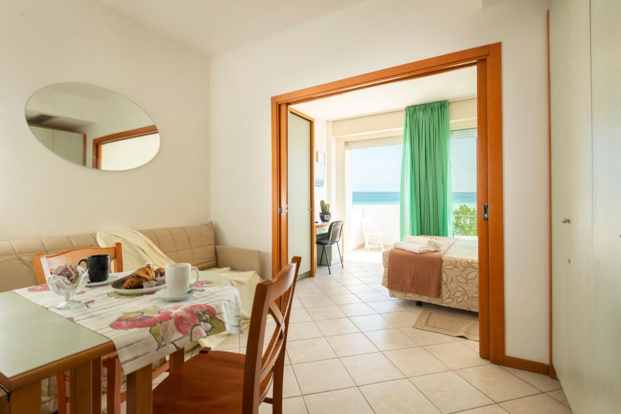 Hotel Residence Imperial Misano Adriatico Buitenkant foto