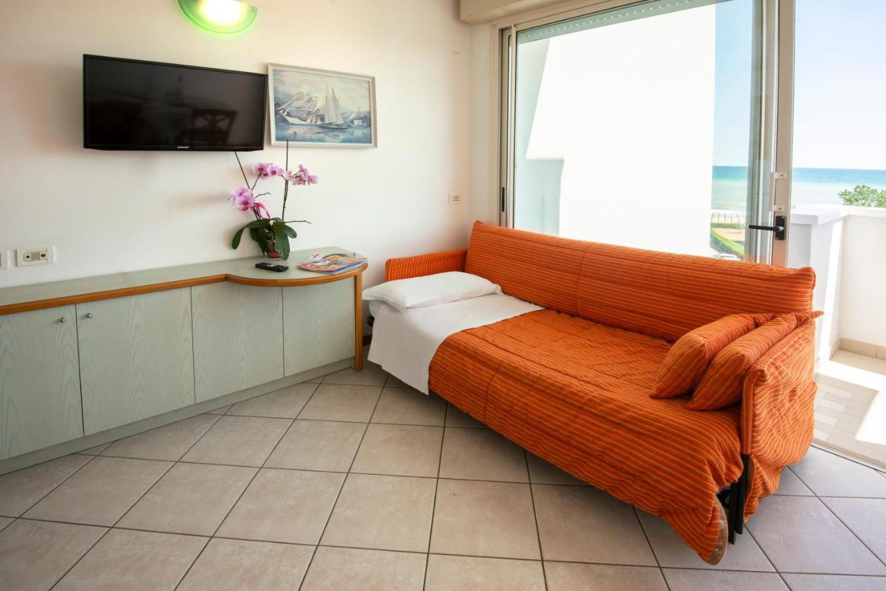 Hotel Residence Imperial Misano Adriatico Buitenkant foto